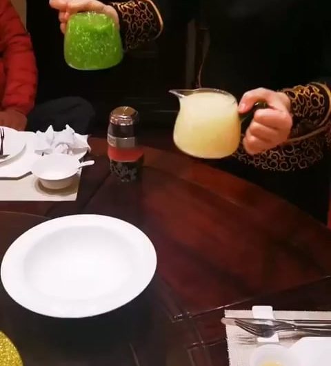 Yin-Yang soup in the making