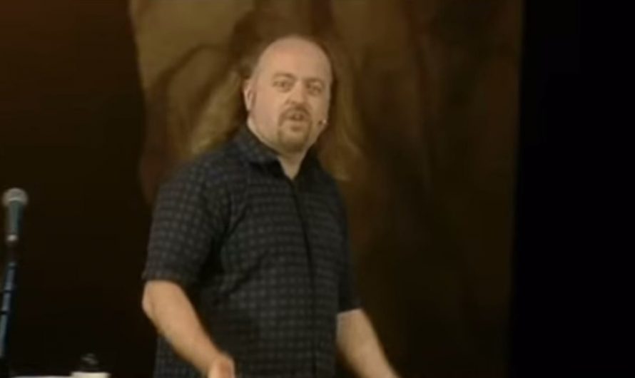 Audience all clap at once for sound effect