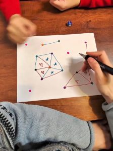 Board game, guess who win- heart or star