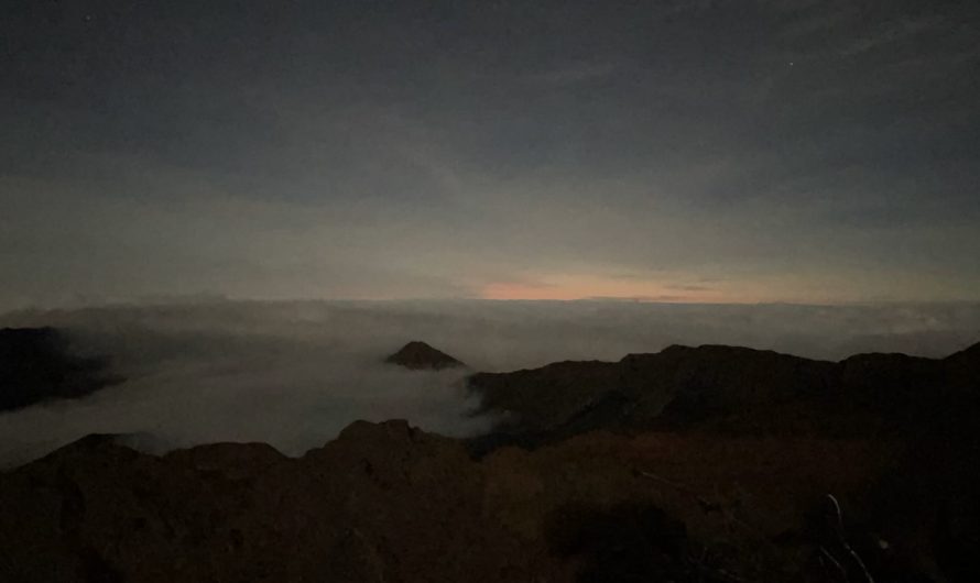 Caught the Sunrise from Haleakalā Volcano Summit — Maui (Timelapse, Sat. the 3rd)
