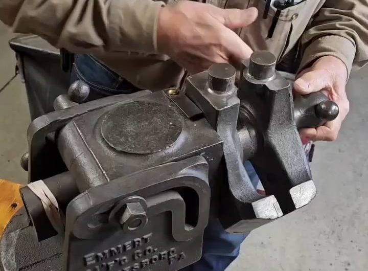 Emert Universal Machinist Vise