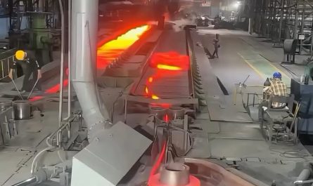 Hot steel rolling