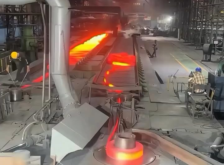 Hot steel rolling