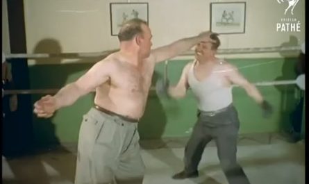 How gold leaf is made, circa 1965