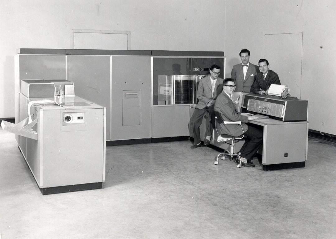 IBM RAMAC (1956) — the world’s first hard drive, storing just 5 MB of data, weighing over a ton, and taking up an entire room, yet laying the foundation for today’s modern data storage.