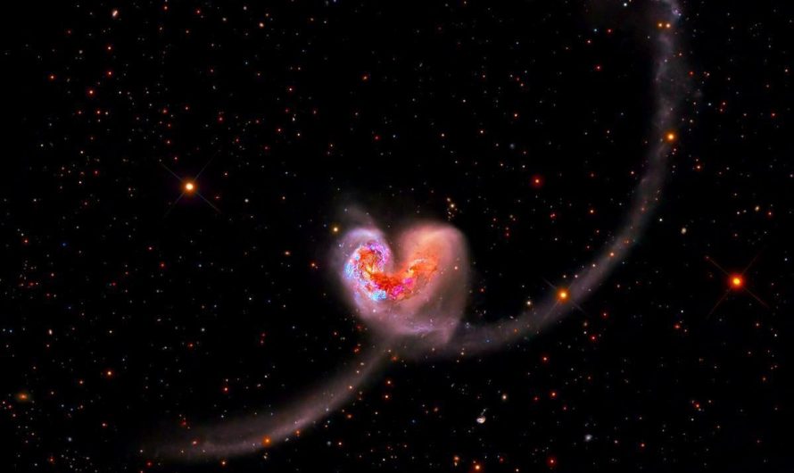 Interacting galaxies NGC 4038 and NGC 4039 in the Corvus constellation