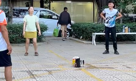 Kicking a shuttlecock around a circle