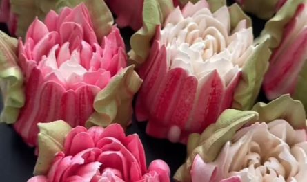 Meringue Flowers
