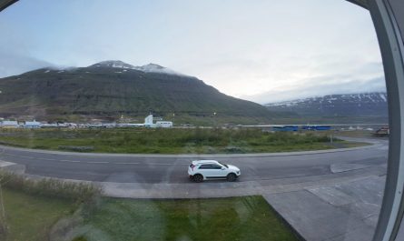 My brother's time-lapse video of a night in Iceland