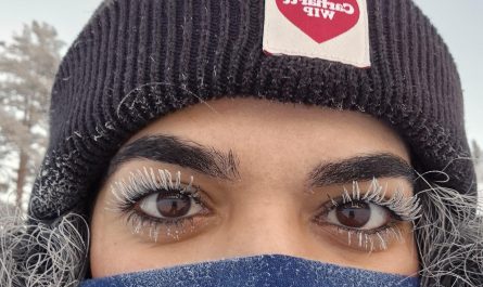 My eyelashes after 5min in -36°C (-33 F) - North Sweden