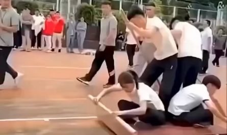 Perfect coordination of these four to move forward