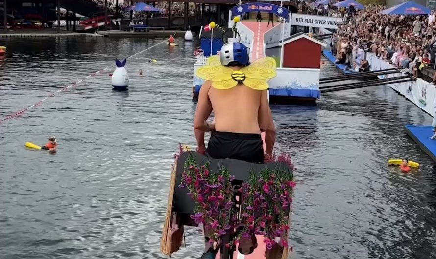 [Red Bull Stalen Ros] Teams race tandem bicycles on a floating course