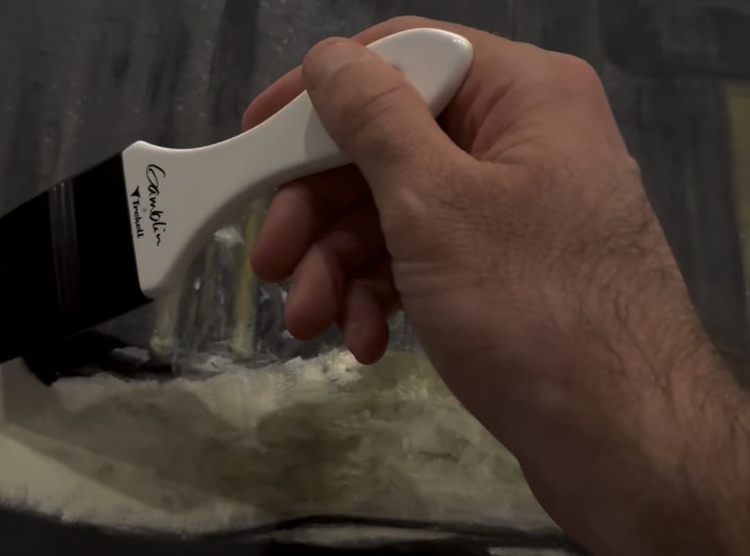 Satisfying oil painting varnish.