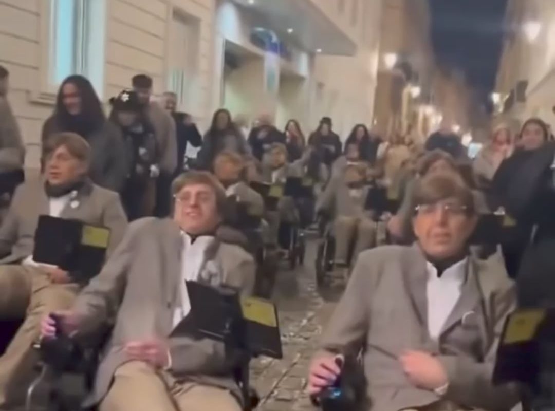 Stephen hawking fans paraded in spain