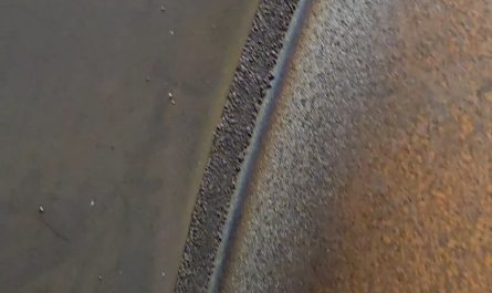 Sub arc welding Slag* removal.