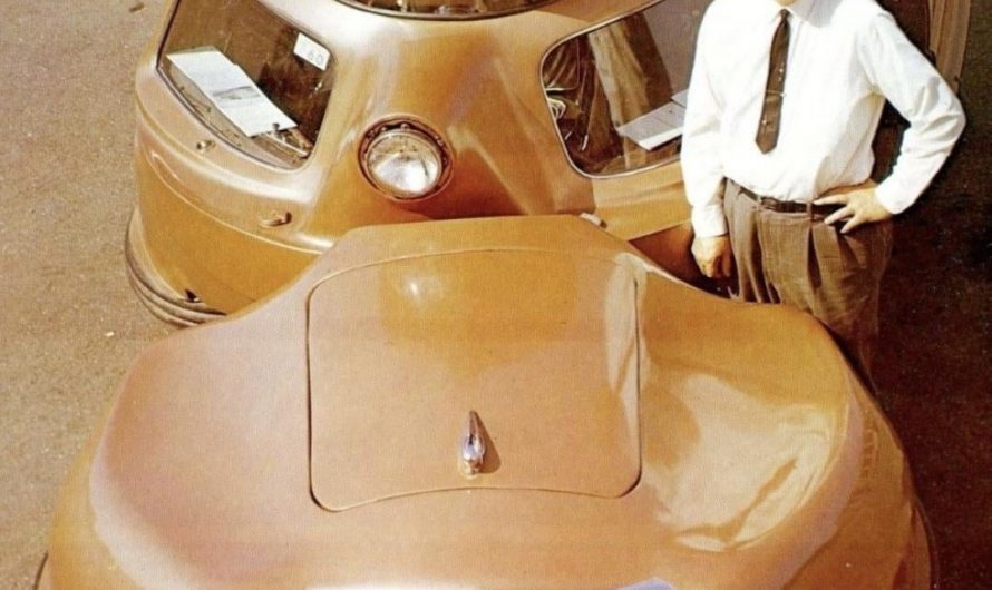 The 1958 Sir Vival: A safety experiment featuring a split chassis and a “driver turret” for 360° vision. It looked like two halves chained together