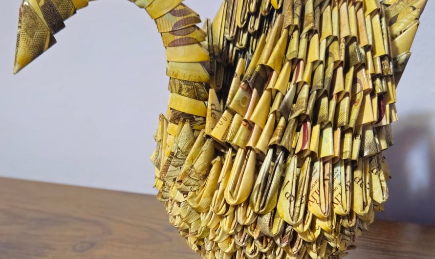 The Venezuelan currency is so worthless, that people find other uses for it, instead of spending it. This Swan Sculpture is made of the Venezuelan Bolivar.