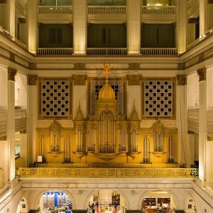The Wanamaker organ in Philadelphia, PA is the largest in the world and has over 28,000 pipes.