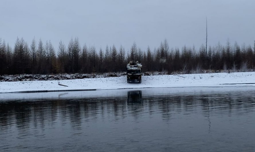 This is how food is delivered to us, to the end of the world, to a northern village in Yakutia. It may seem that technology has come a long way, but we are forced to take risks because there is simply no other option.