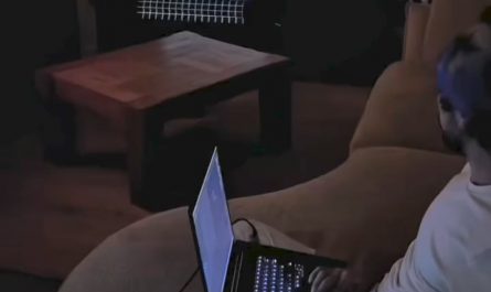 This man doing 3d projection mapping on the table