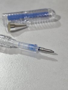 Used up my pen until the ink is finished without loosing it.