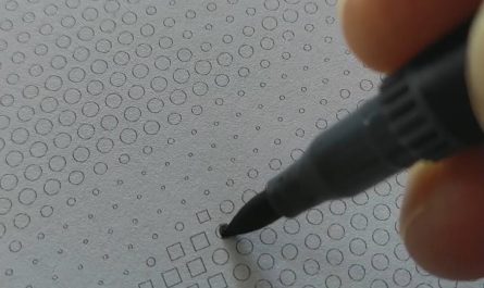 Vermeer's-Girl with pearl earing, made with 3 markers and 3 outlined shapes to fill, dot, diamond, square one per color! Shapes sizes create all the shading per color.