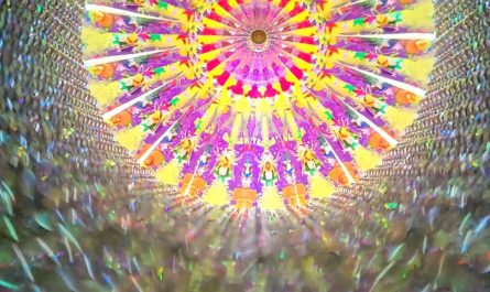 A 3D portal created by a kaleidoscope I made.
