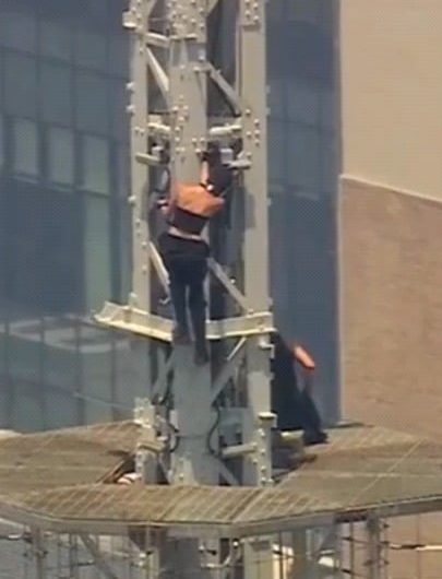 A closer look at the couple who scaled the Empire State Building, where the guy later proposed