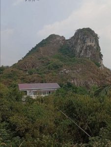 A lone convenience store in Prau Mountain, Indonesia