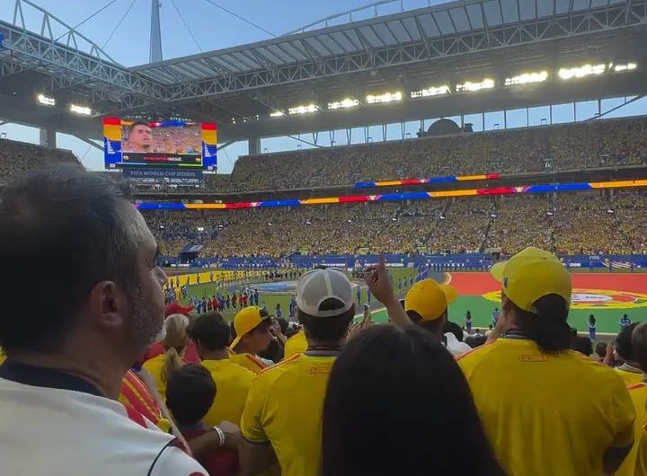 A man shot the FIFA World Cup 2026 with a panoramic camera from 1896