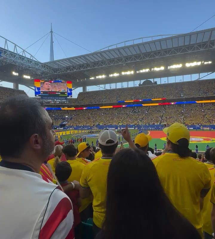 A man shot the FIFA World Cup 2026 with a panoramic camera from 1896