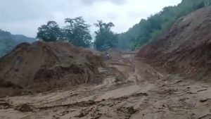 Biker Swept Away by Massive Landslide in Arunachal Pradesh, India; Miraculously Survives