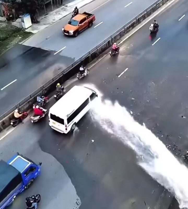 Bro saved alot of other drivers by shielding a broken pipe