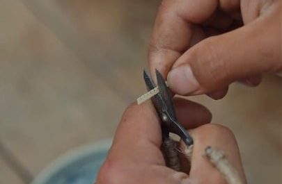 Crafting a geometric incense burner box using traditional Wenzhou bamboo filament inlay