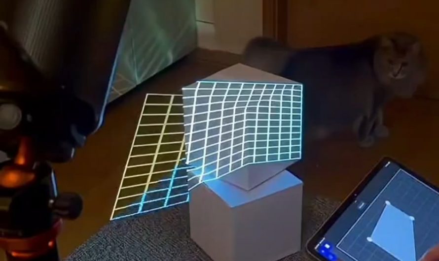 Crazy projector (credit: Lazylighting on YouTube)
