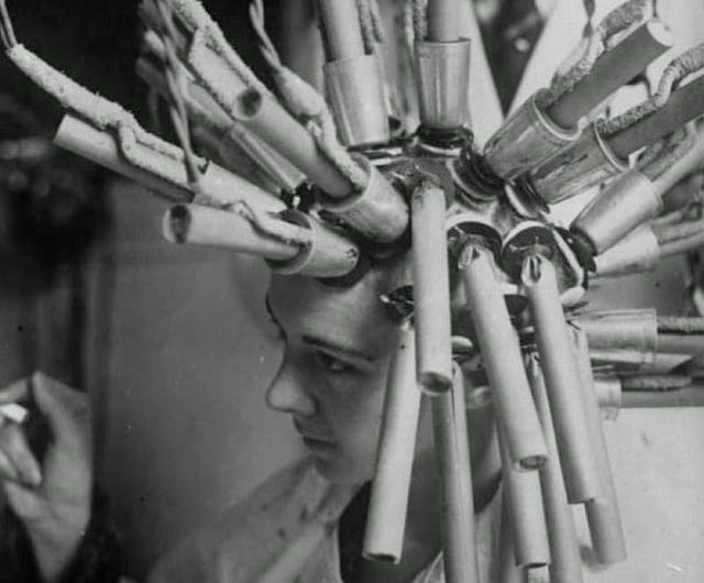 Electric perm machines of the 1920s