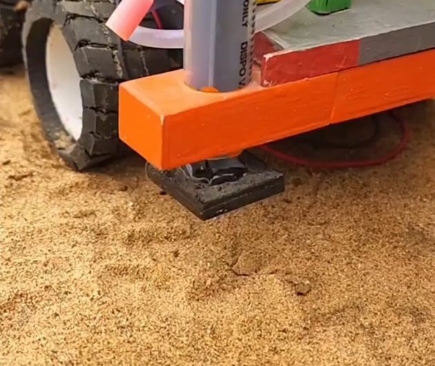 Home made mini drilling machine