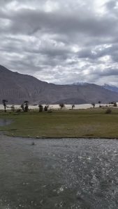 India casually having mountains, rivers, sand dunes and clouds in the same frame but surprise in end.