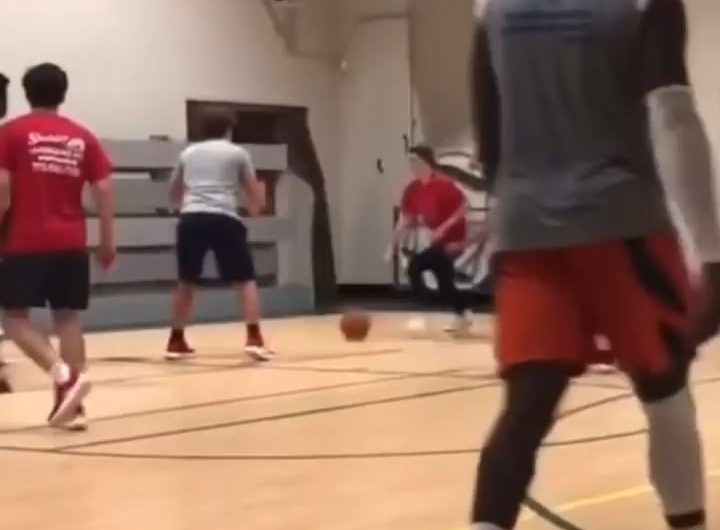 Jordan’s signature shimmy