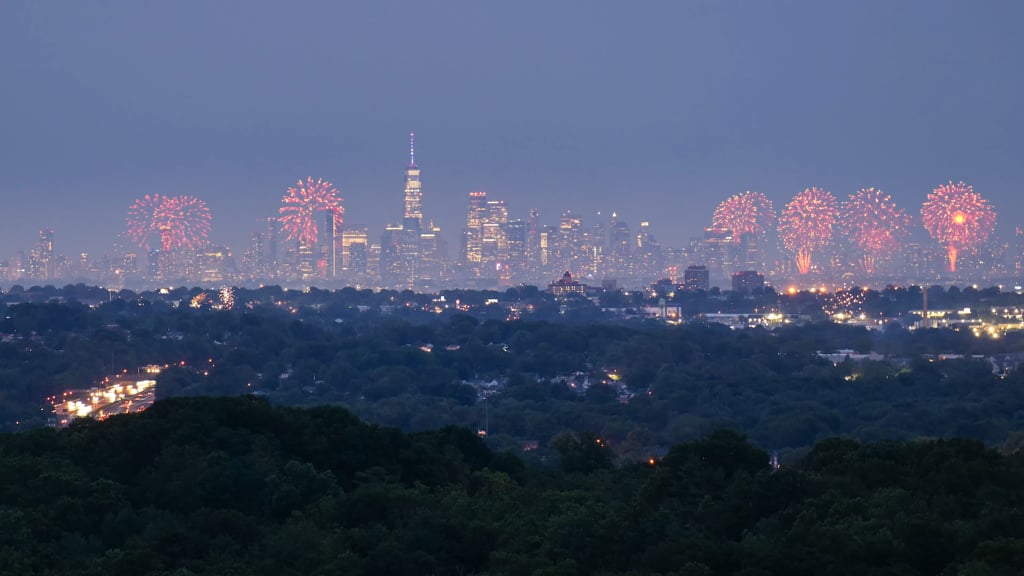 Macy’s 4th of July NYC fireworks from New Jersey, 15 miles away
