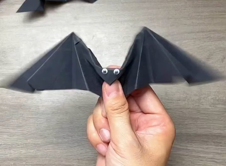 Making a paper bat