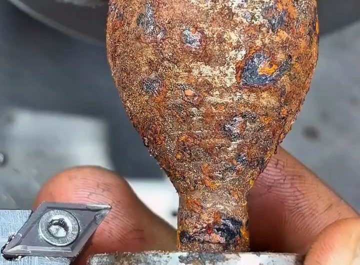 Milling Rust Off A Knob