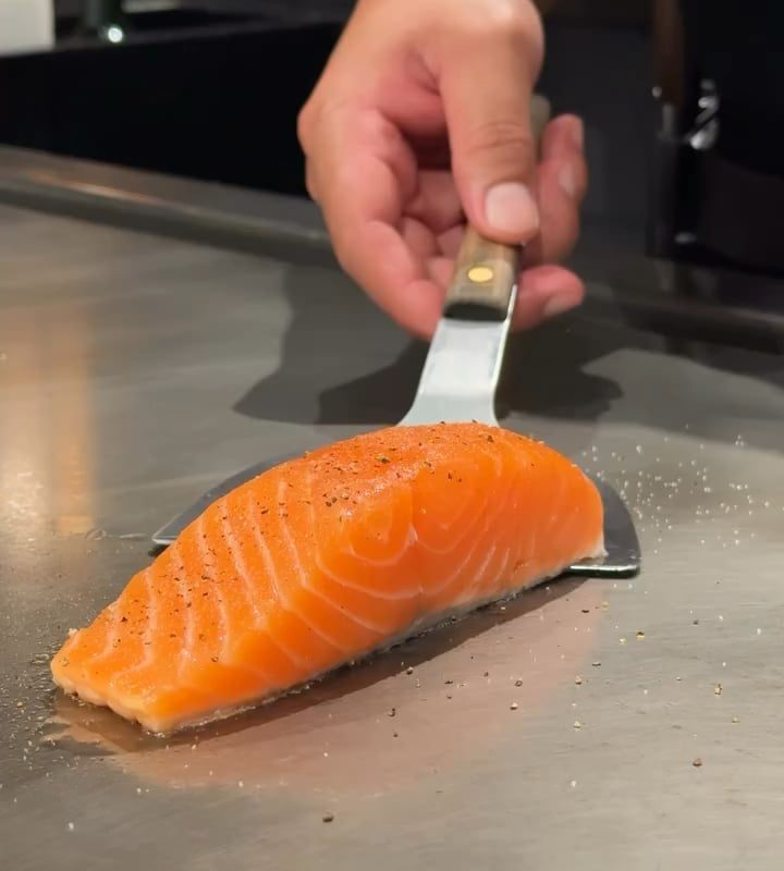 Norwegian salmon and its skin