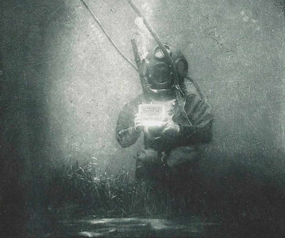 One of the first photos ever taken underwater