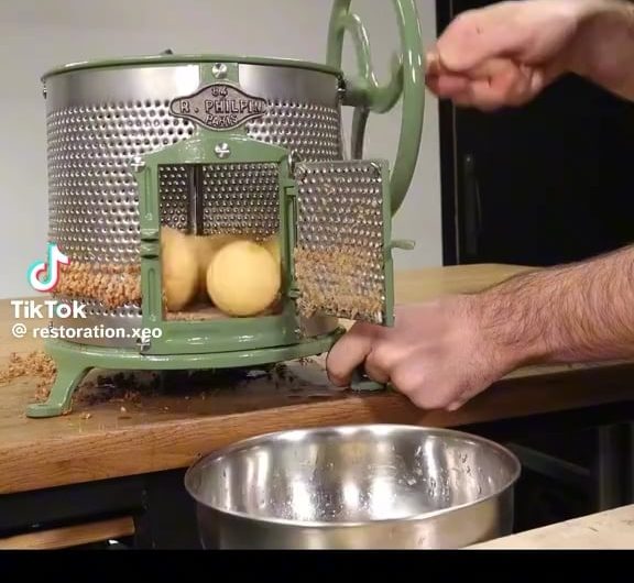 Restoring a potato peeler