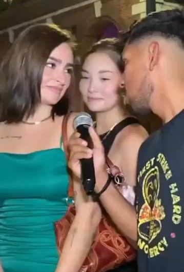 She obliterated him