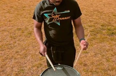 Smooth snare drum tricks