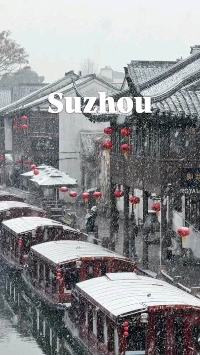 Snow over the ancient canals of Suzhou, China