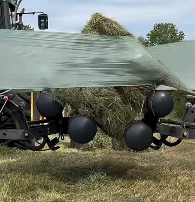 The smooth, overlapping layers of this agricultural wrapper
