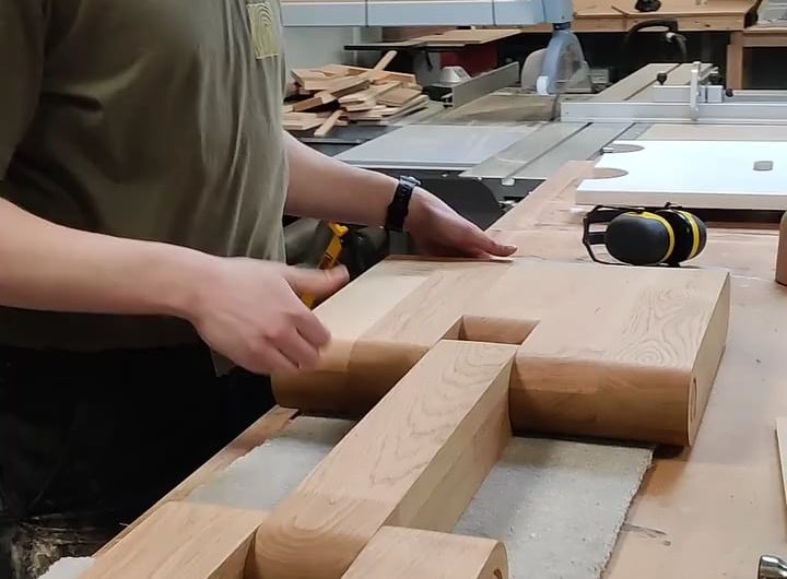 The smoothness of this side table assembly